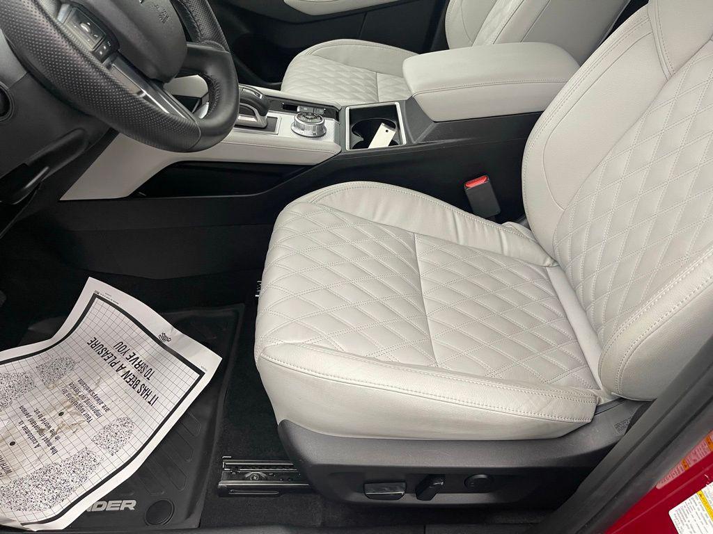 used 2023 Mitsubishi Outlander PHEV car, priced at $28,836