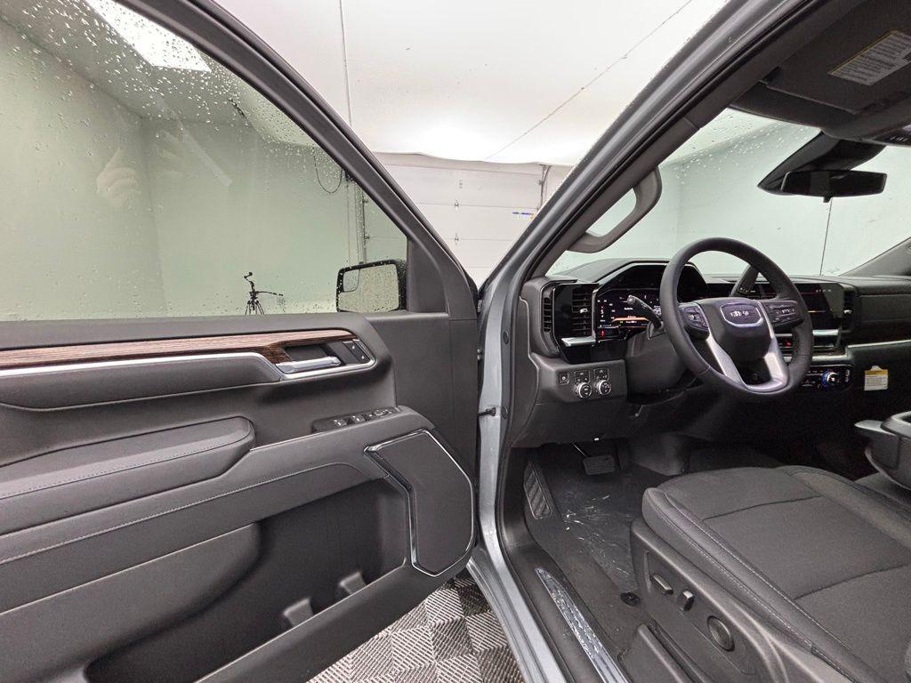 new 2026 GMC Sierra 1500 car, priced at $49,490