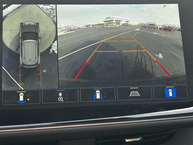 used 2023 Buick Envision car, priced at $30,639