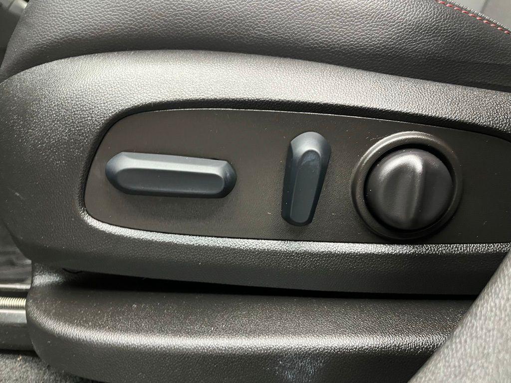 used 2022 Chevrolet Equinox car, priced at $22,248