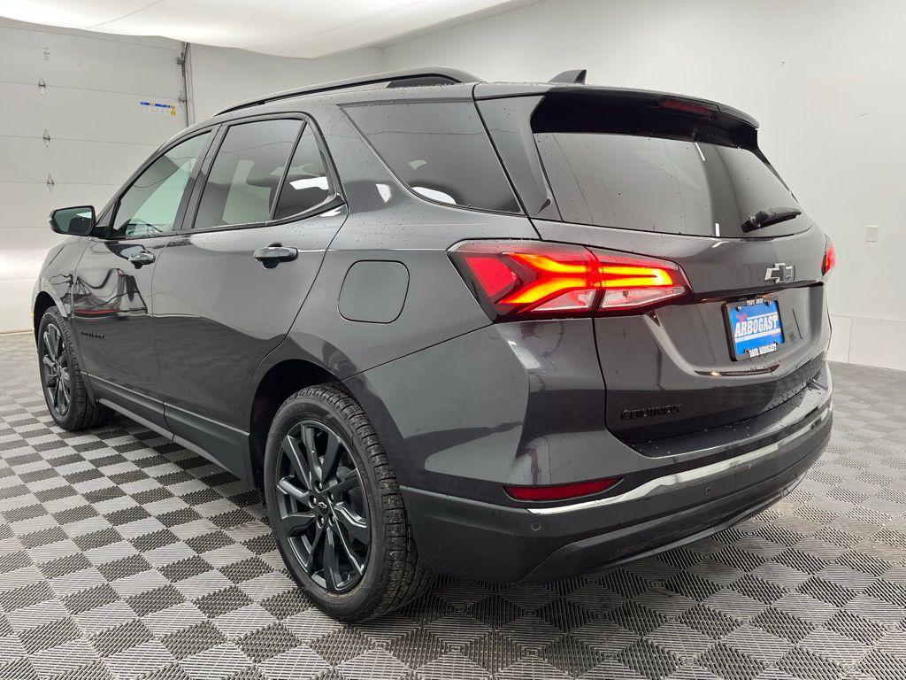used 2022 Chevrolet Equinox car, priced at $22,248
