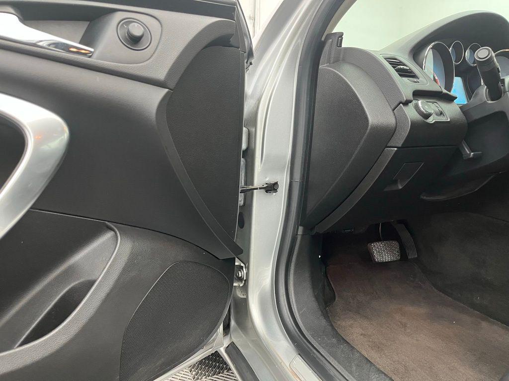 used 2011 Buick Regal car, priced at $8,995