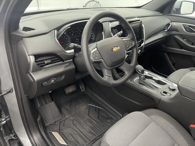 used 2023 Chevrolet Traverse car, priced at $32,419