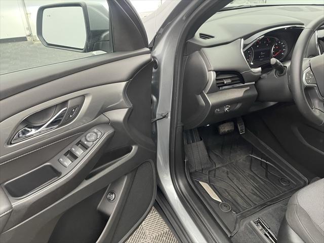 used 2023 Chevrolet Traverse car, priced at $32,419