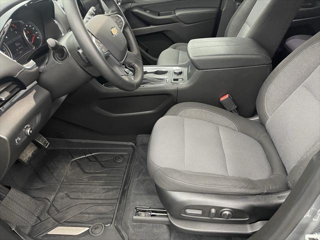 used 2023 Chevrolet Traverse car, priced at $32,419