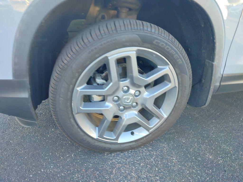 used 2022 Honda Passport car, priced at $30,999