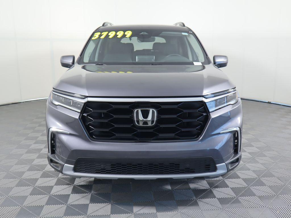 used 2023 Honda Pilot car, priced at $37,999