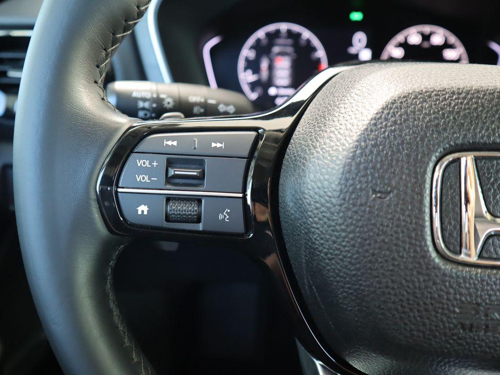 used 2023 Honda Pilot car, priced at $37,999