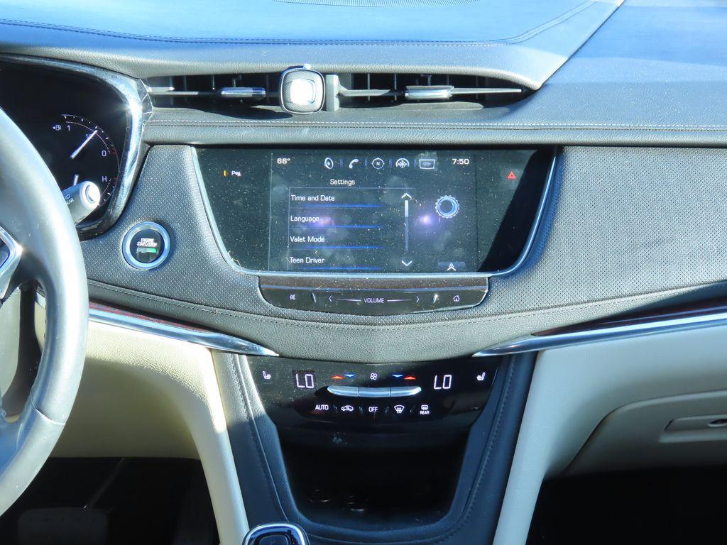 used 2017 Cadillac XT5 car, priced at $13,599