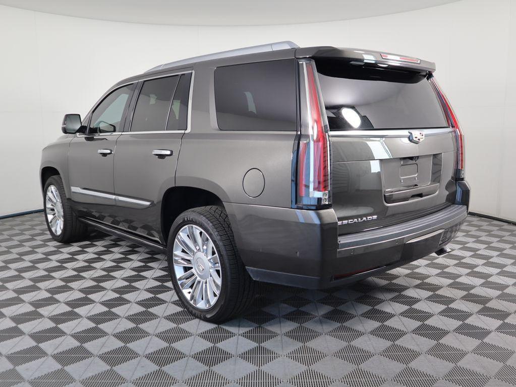 used 2020 Cadillac Escalade car, priced at $38,999