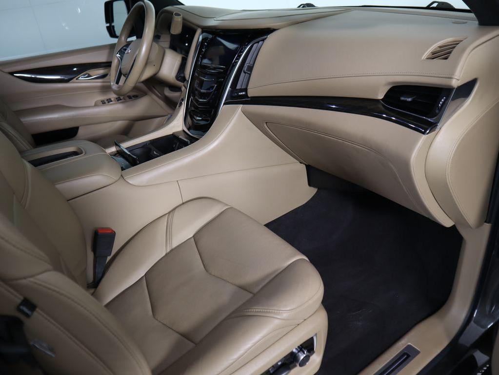 used 2020 Cadillac Escalade car, priced at $38,999