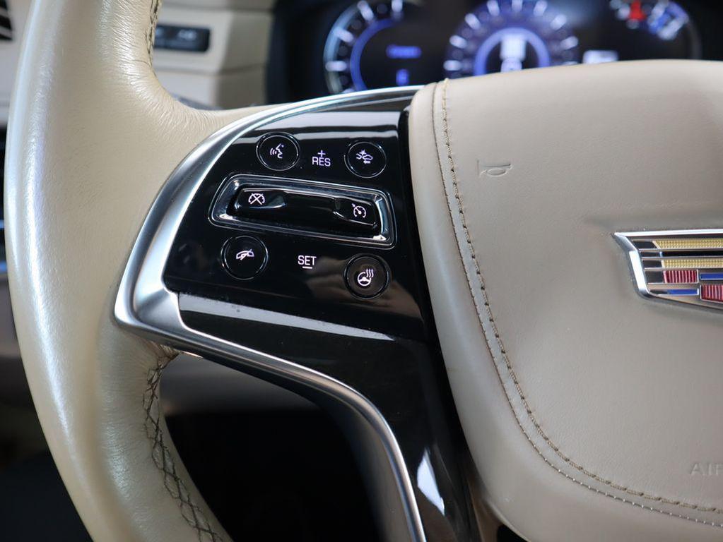 used 2020 Cadillac Escalade car, priced at $38,999