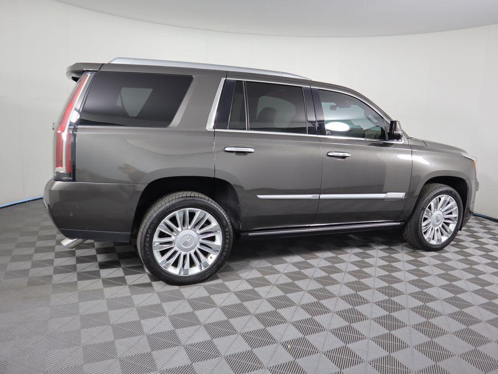 used 2020 Cadillac Escalade car, priced at $38,999