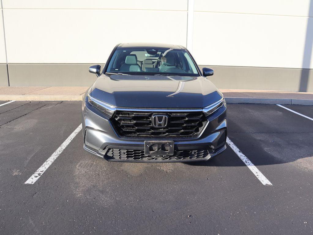 used 2025 Honda CR-V car, priced at $31,999