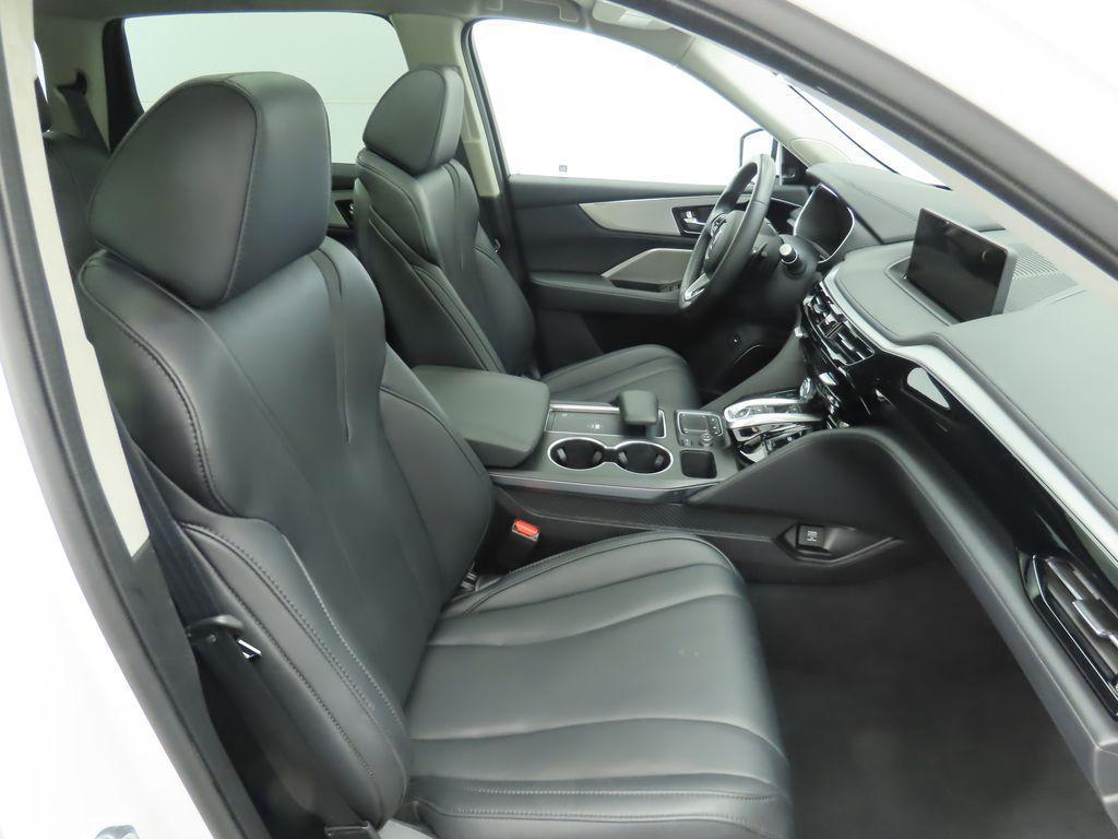 used 2023 Acura MDX car, priced at $36,996
