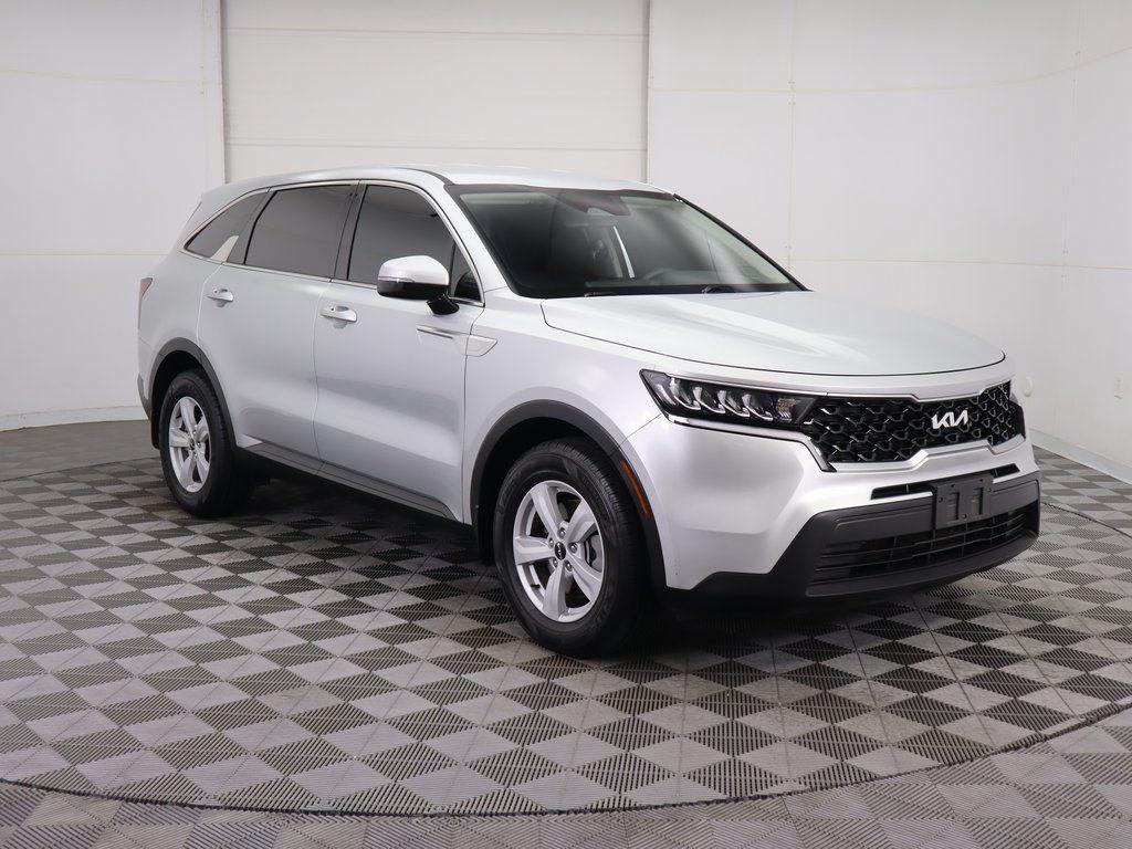 used 2022 Kia Sorento car, priced at $22,998