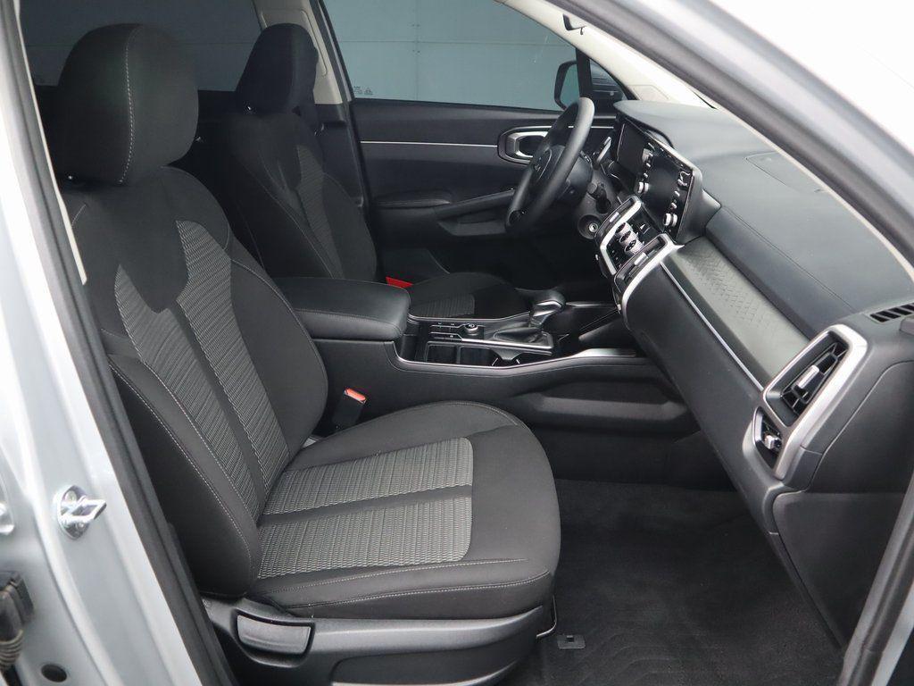 used 2022 Kia Sorento car, priced at $22,998