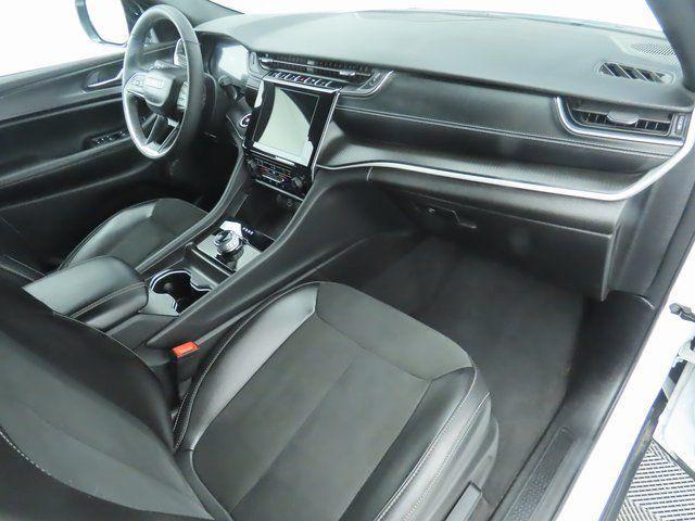 used 2024 Jeep Grand Cherokee car, priced at $30,998