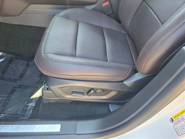 new 2025 Ford Explorer car, priced at $52,486