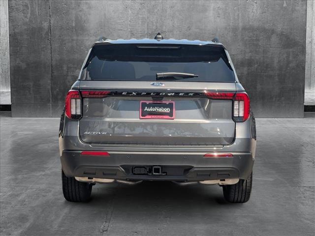 new 2025 Ford Explorer car, priced at $39,460