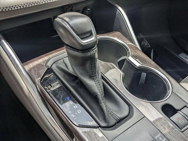 used 2021 Toyota Highlander Hybrid car, priced at $36,497