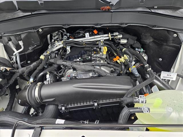 new 2025 Ford Explorer car, priced at $40,498