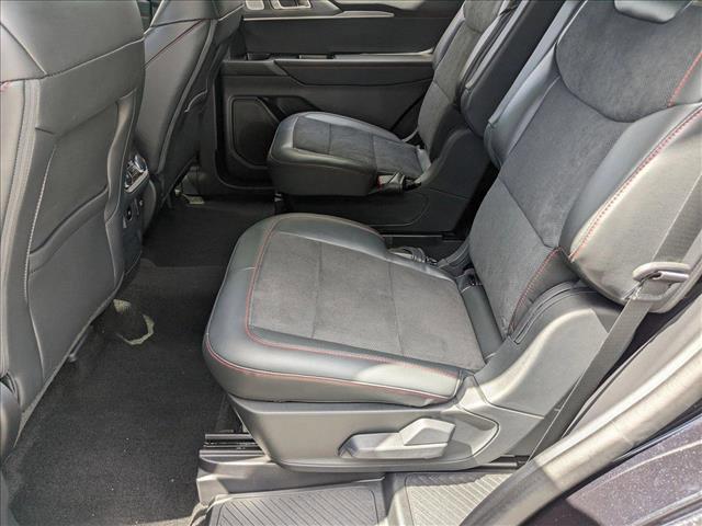 new 2025 Ford Explorer car, priced at $56,272