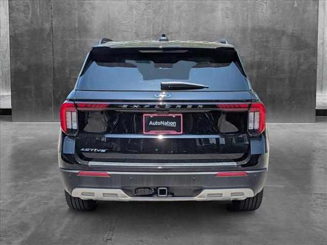new 2025 Ford Explorer car, priced at $41,717