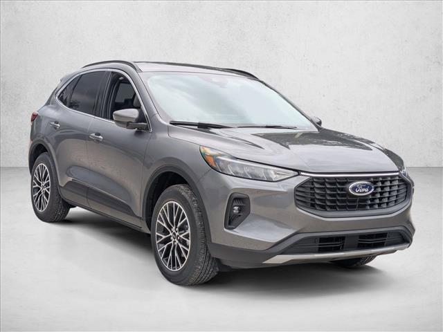 new 2025 Ford Escape PHEV car, priced at $27,617