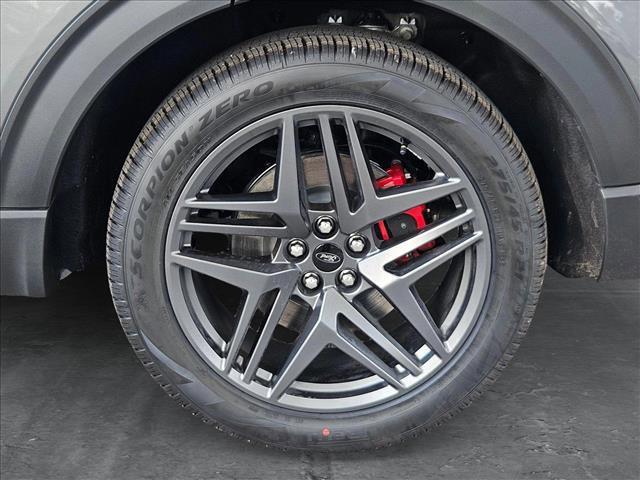 new 2025 Ford Explorer car, priced at $45,837