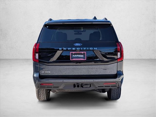 new 2025 Ford Expedition car, priced at $63,695