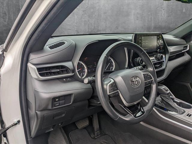 used 2022 Toyota Highlander car, priced at $35,949