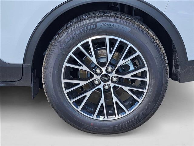 new 2025 Ford Escape PHEV car, priced at $27,984