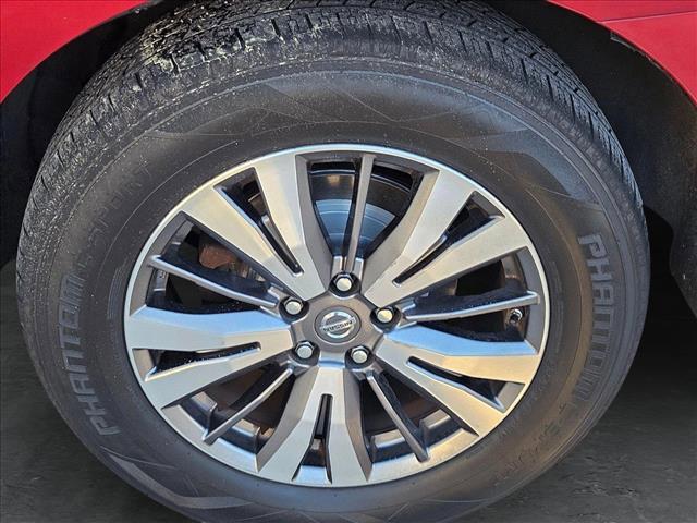 used 2018 Nissan Pathfinder car, priced at $8,992