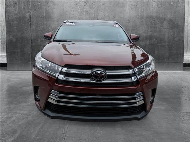 used 2019 Toyota Highlander car, priced at $27,889