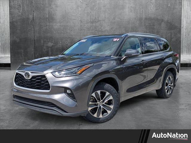 used 2021 Toyota Highlander car, priced at $25,413