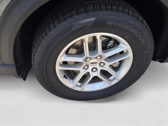 new 2025 Ford Explorer car, priced at $38,590