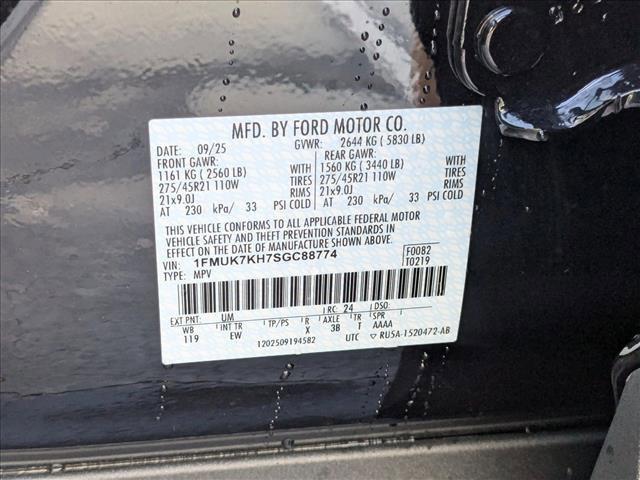 new 2025 Ford Explorer car, priced at $45,303