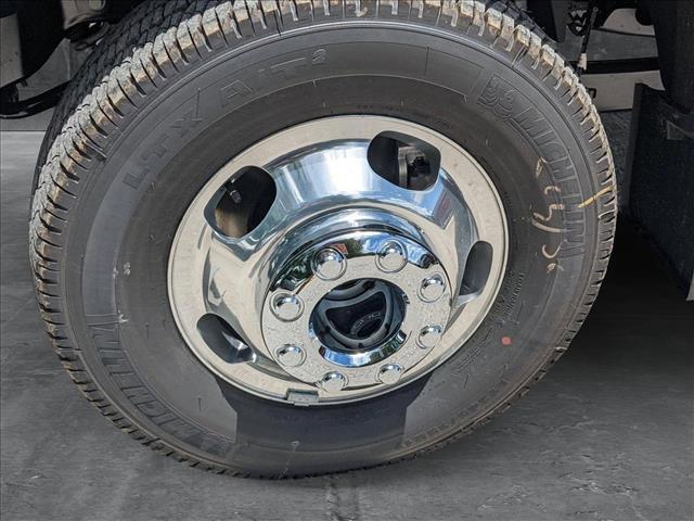 new 2025 Ford F-350 car, priced at $97,878