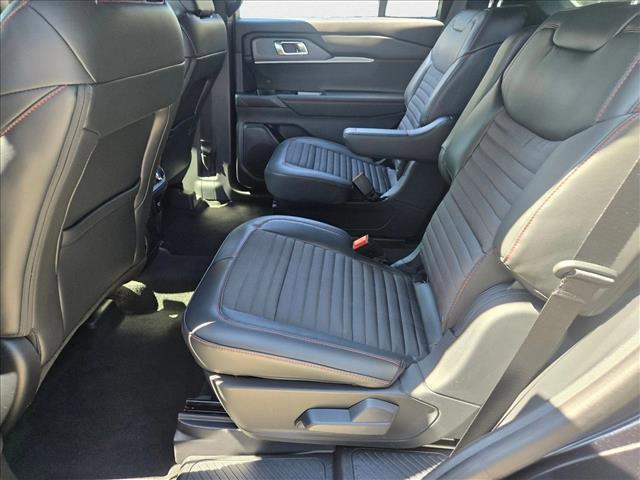 new 2025 Ford Explorer car, priced at $45,091