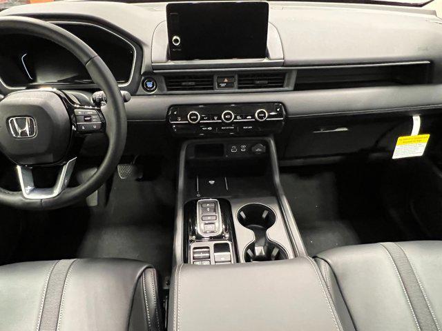 new 2025 Honda Pilot car, priced at $44,268