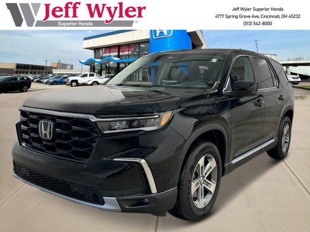 new 2025 Honda Pilot car, priced at $44,268