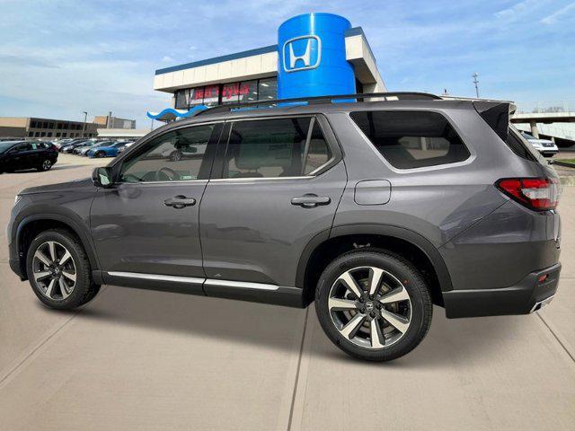 new 2025 Honda Pilot car, priced at $51,050