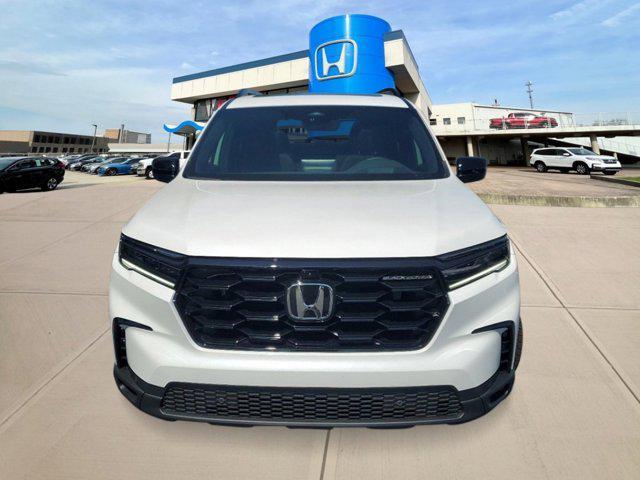 new 2025 Honda Pilot car, priced at $57,420