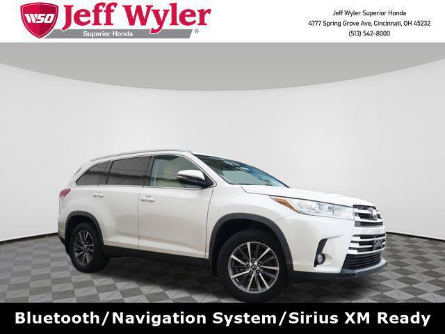 used 2019 Toyota Highlander car, priced at $26,884