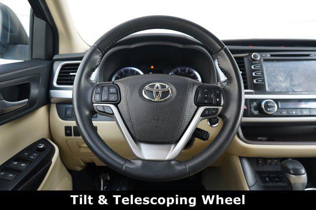 used 2019 Toyota Highlander car, priced at $25,699