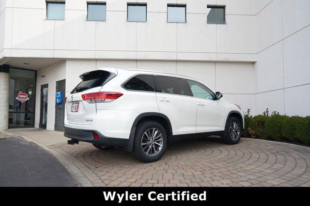 used 2019 Toyota Highlander car, priced at $25,699