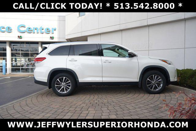 used 2019 Toyota Highlander car, priced at $25,699