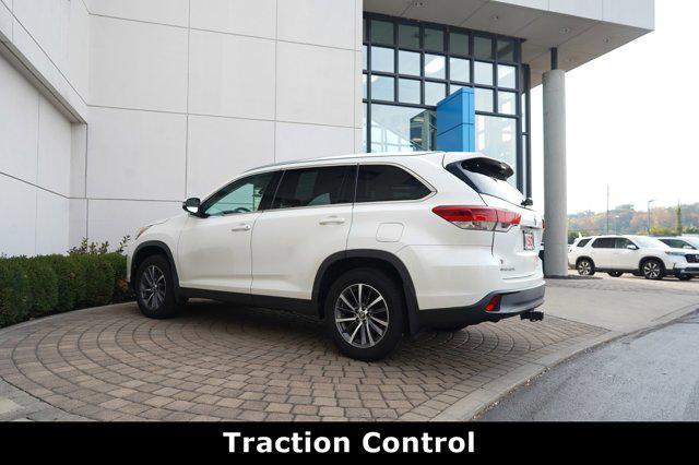 used 2019 Toyota Highlander car, priced at $25,699