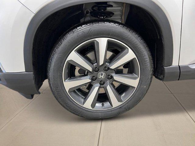 new 2025 Honda Pilot car, priced at $54,985